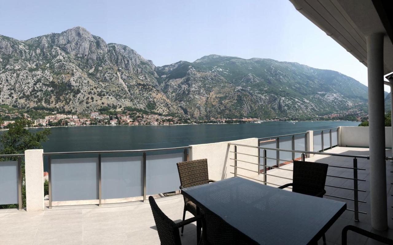 Apartments Seaview Estate Radovic Kotor Bagian luar foto