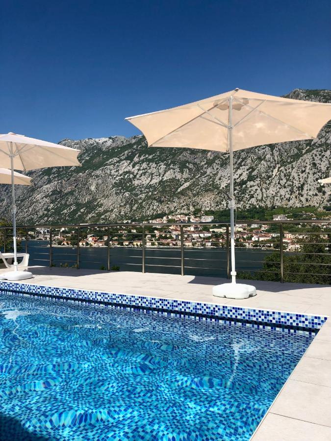 Apartments Seaview Estate Radovic Kotor Bagian luar foto