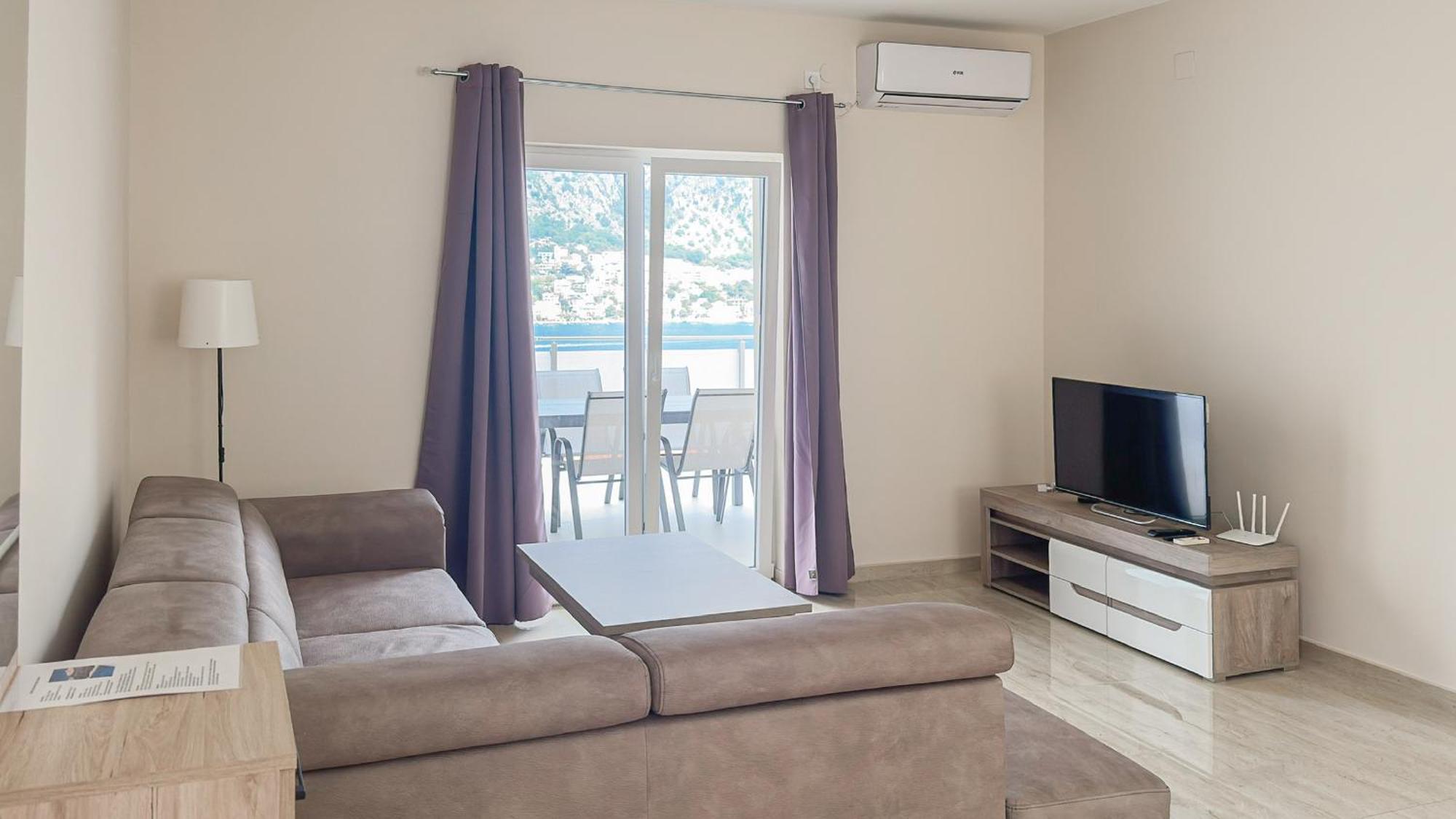 Apartments Seaview Estate Radovic Kotor Bagian luar foto